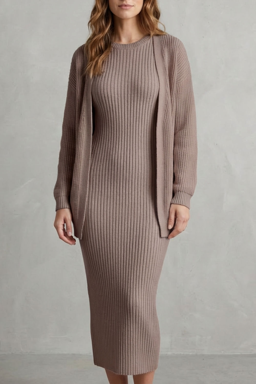 Set Damen - Geripptes Strick-Zwei-Teile-Outfit mit Kleid und Cardigan