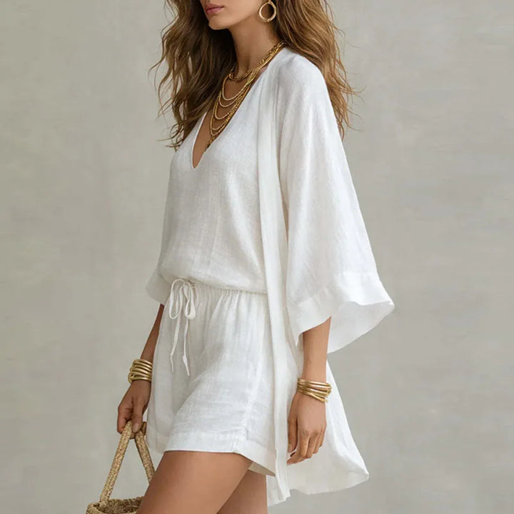 Ensemble deux-pièces en lin avec cardigan kimono et short à cordon de serrage