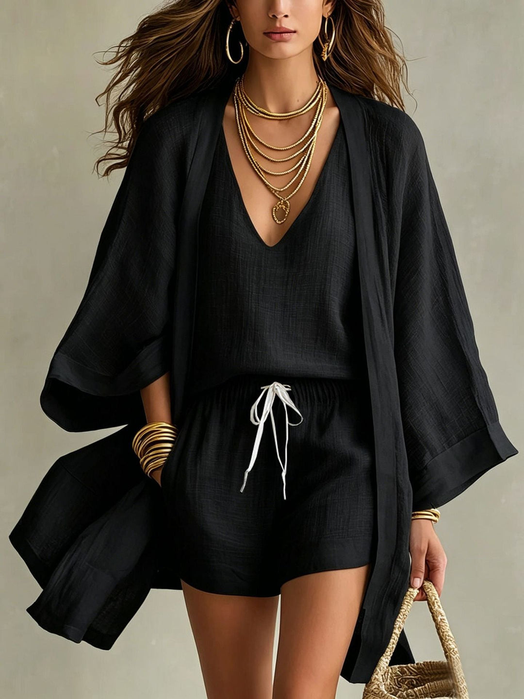 Ensemble deux-pièces en lin avec cardigan kimono et short à cordon de serrage