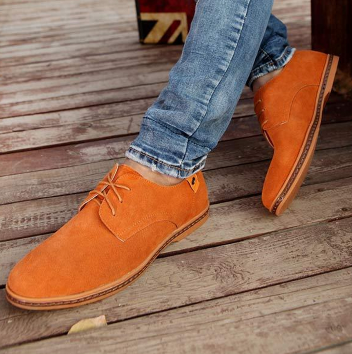 Herren Wildleder Derby Schuhe mit Schnürung und Texturverarbeitung