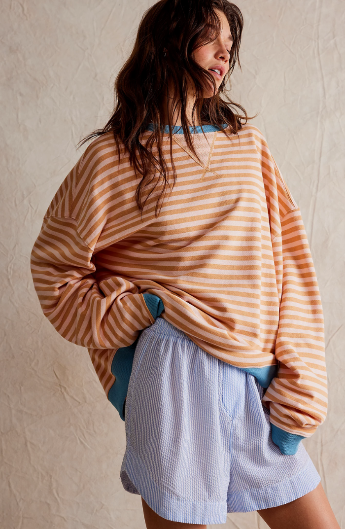 Sweat-shirt oversize rayé avec empiècements contrastants et épaules tombantes