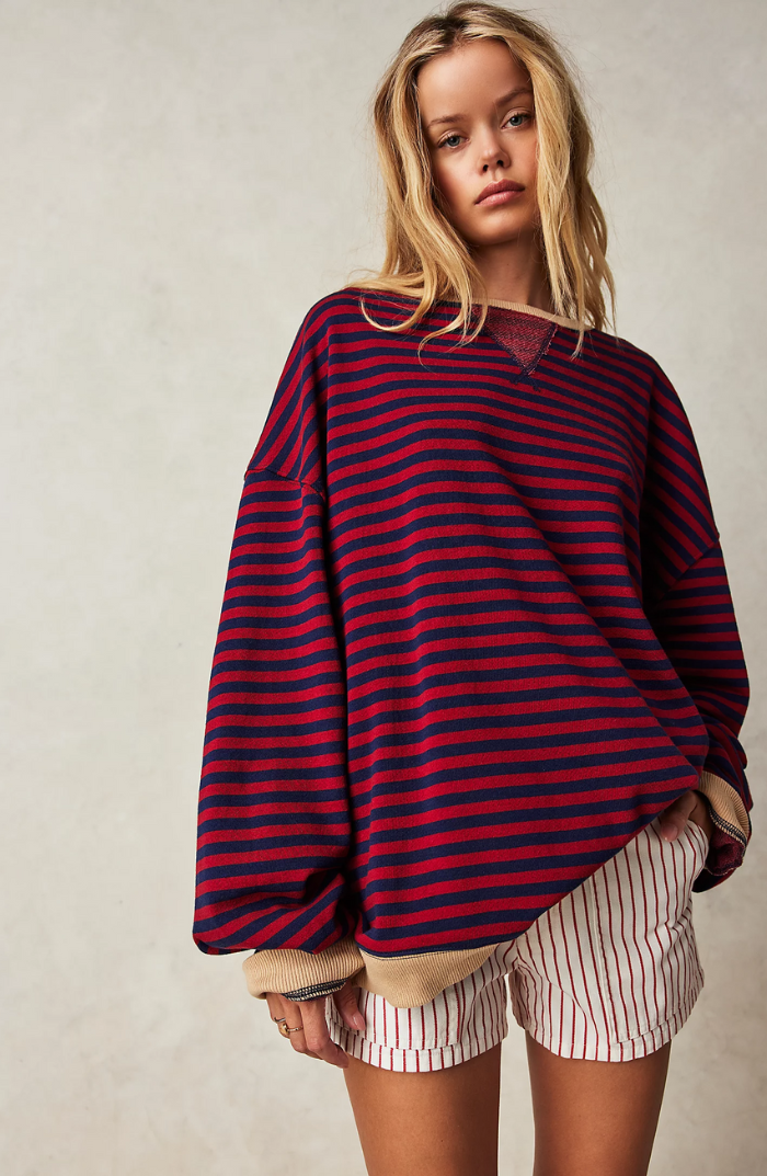 Sweat-shirt oversize rayé avec empiècements contrastants et épaules tombantes