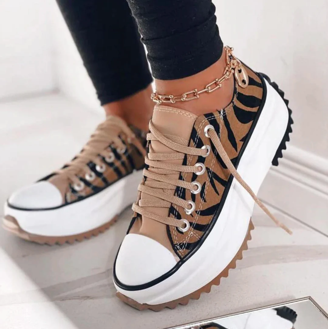 Himmelhohe Sneakers