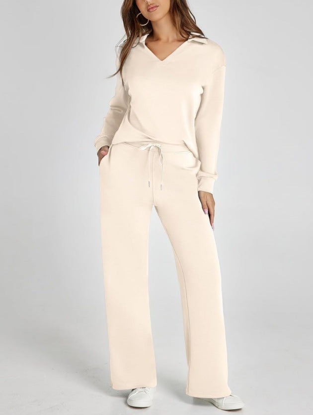 Zweiteiliges Loungewear-Set mit V-Ausschnitt-Oberteil und weiten Hosen