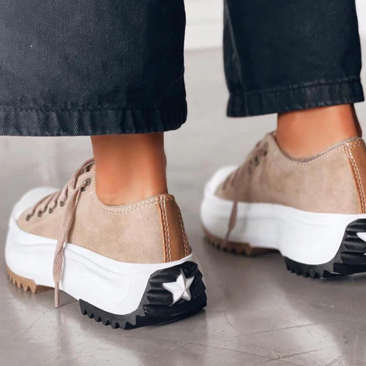 Himmelhohe Sneakers