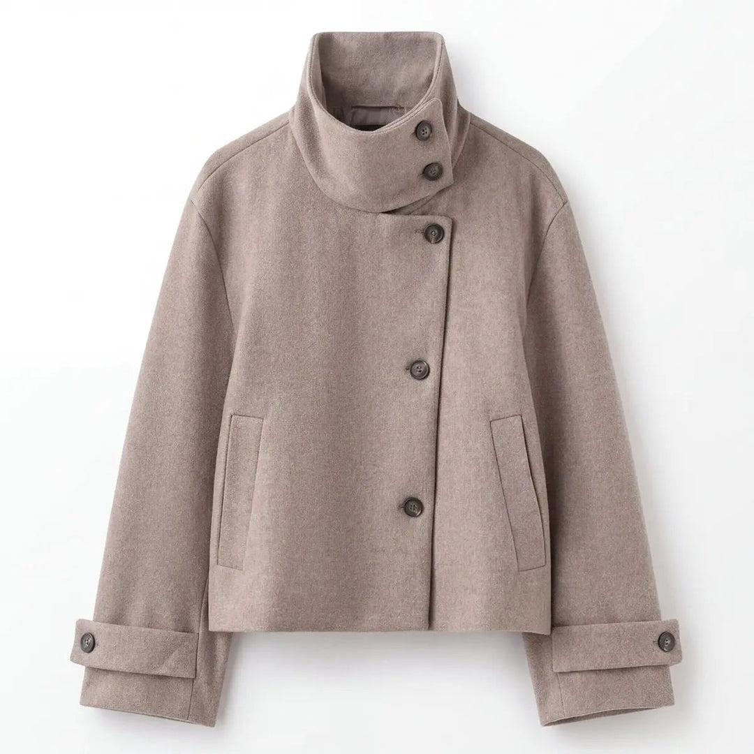 Scarlett | Damenmantel aus Wolle, asymmetrischer Knopf, Stehkragenjacke